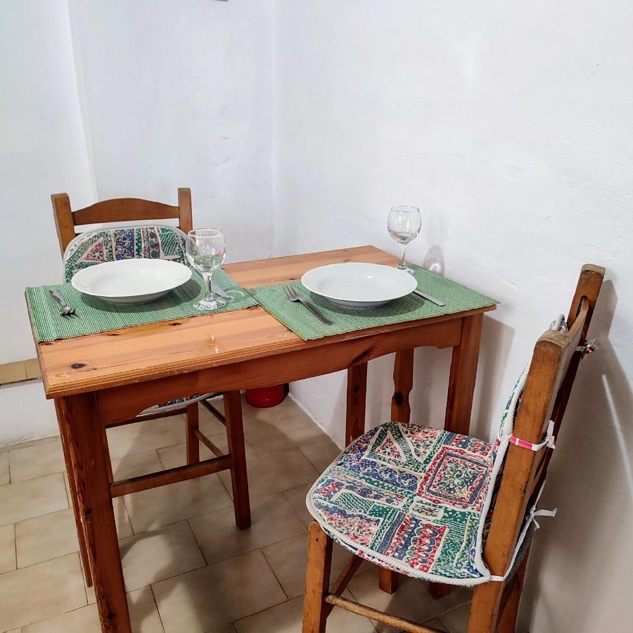 Maroudas Traditional Guest House バティ エクステリア 写真